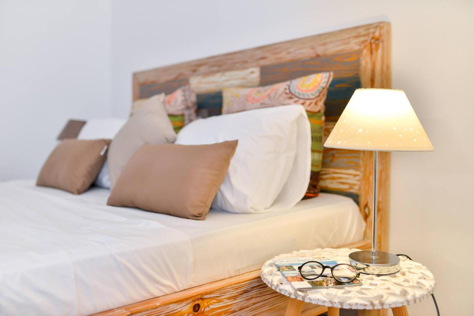 Les Jardins De Chantilly -Bungalows 4 Etoiles Avec Jardins Et Piscines Privees Baie-Mahault Room photo
